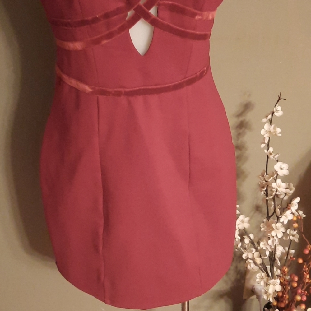 Revolve NBD little red dress - Picture 5 of 13